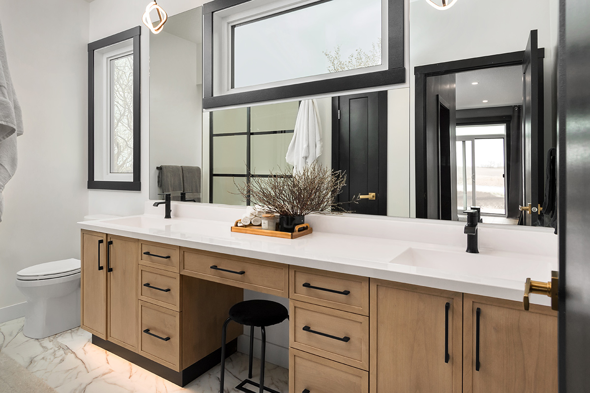Custom cabinetry, counter-tops, fixtures, and more from Creative Kitchens Ltd.